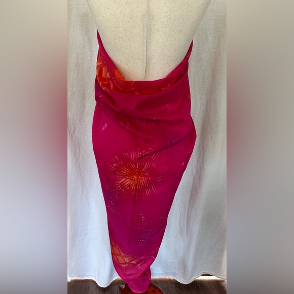 Gorgeous! XX-L Printed Scarf/Wrap - Picture 8 of 9